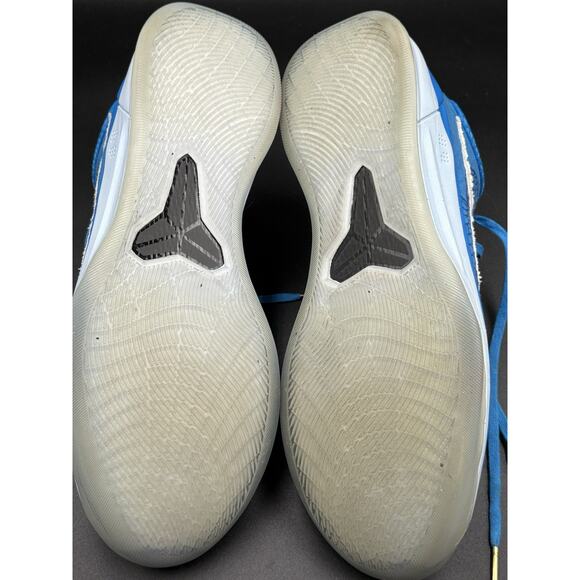 Size 13 - Kobe A.D. Mid Demar Derozan PE - Only Worn Once Indoor Shoot Around main image 7